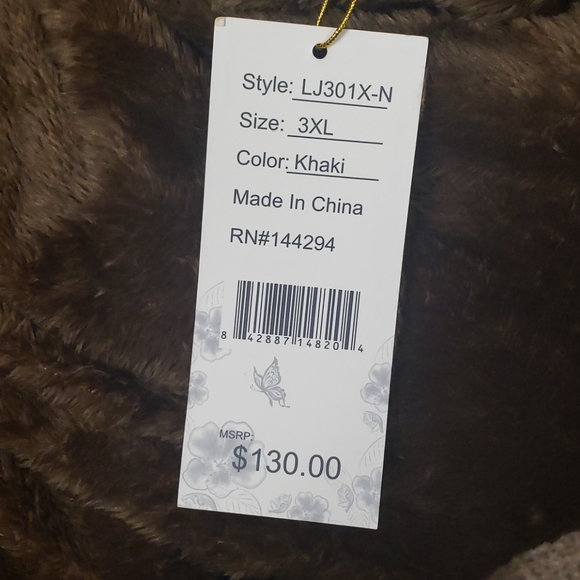 Winter coat - Picture 6 of 6